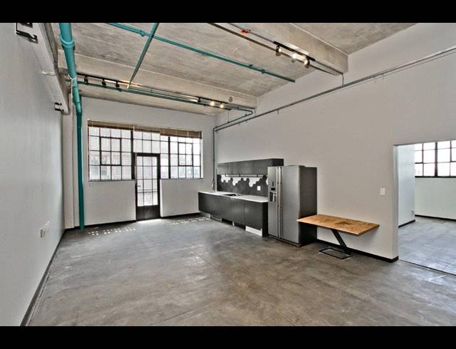 1 BEDROOM APARTMENT FOR SALE IN MABONENG